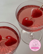 Load image into Gallery viewer, Strawberries & Cream