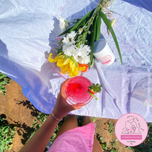 Load image into Gallery viewer, Strawberries & Cream